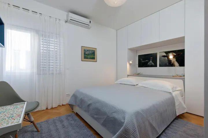 Apartment & Rooms Nugal Makarska Bilik gambar